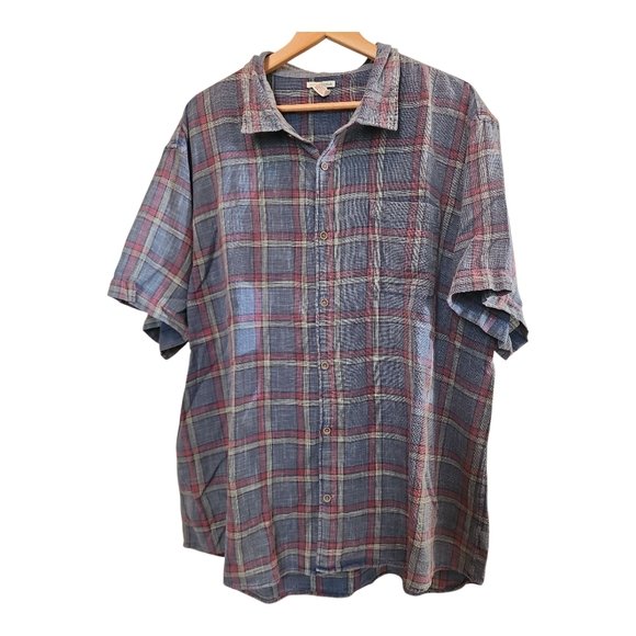 Carbon2Cobalt Other - NWOT Carbon2Cobalt Short Sleeve Button-Down Shirt